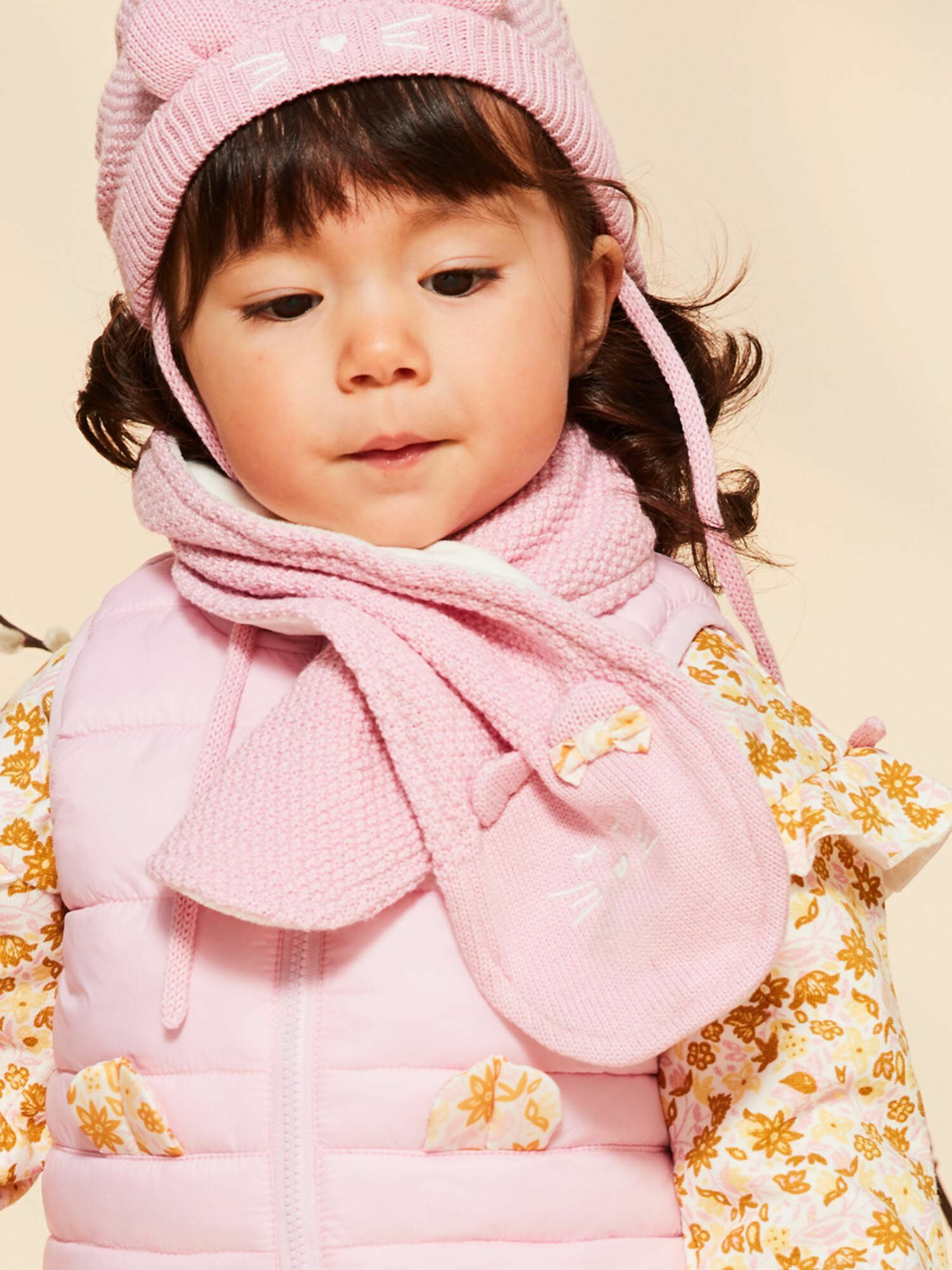 Echarpe en tricot rose avec oreilles 3D Sergent Major