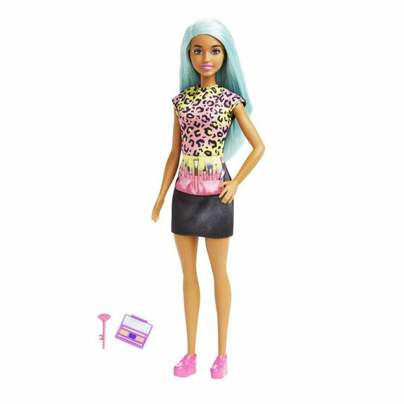 Barbie maquilleuse artistique