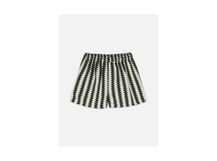 Short monochrome