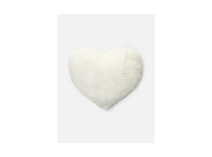 Coussin duveteux en forme de cœur