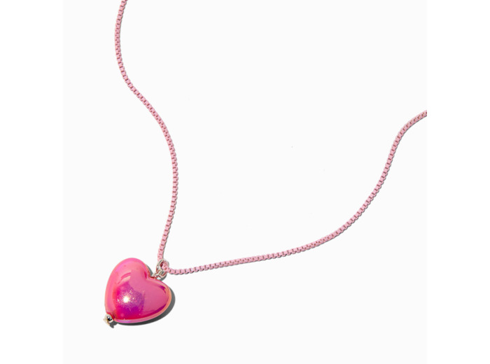 Collier à pendentif cœur rose