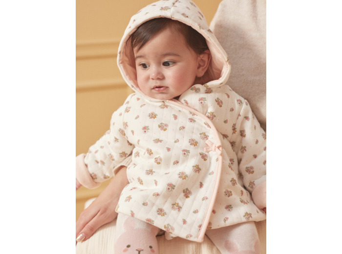Veste de naissance à capuche écrue en tubique