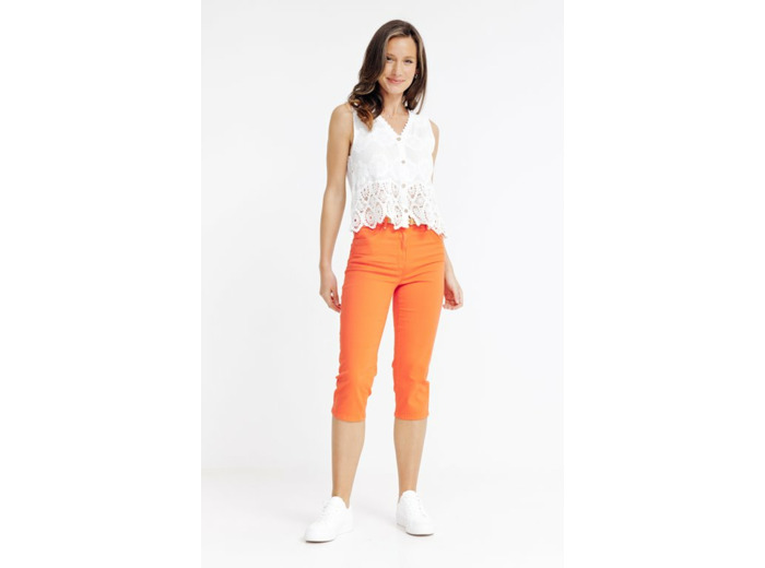Pantalon coupe corsaire sous les genoux