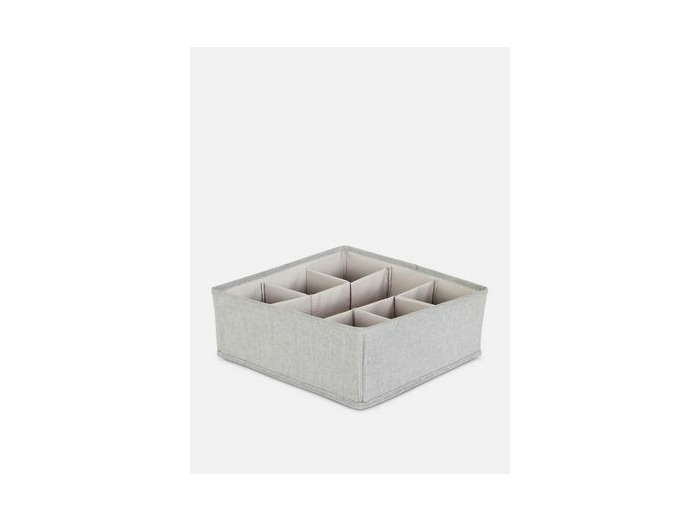 Option de rangement de taille large pour vêtements