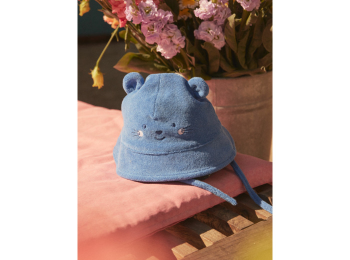 Chapeau Bleu