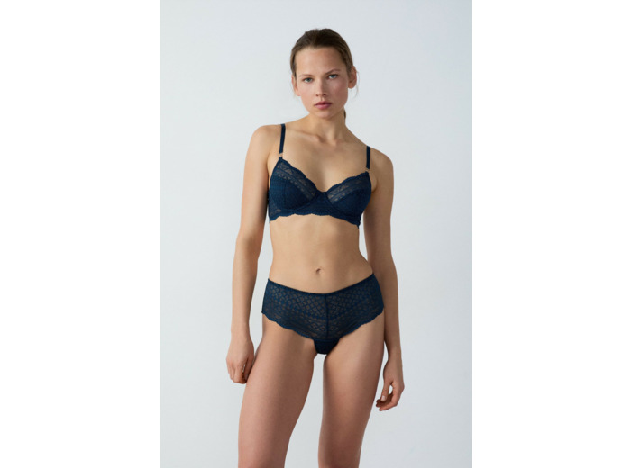 Soutien-gorge corbeille