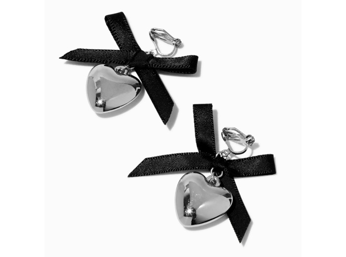 Boucles d'oreilles à clip cœur couleur argentée et noir motif nœud