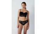 Shorty en dentelle,Shorty en dentelle;${refinementColor}