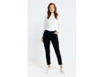 Pantalon 7/8 Détail Clou Et Strass