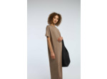 Robe ample et ajustée