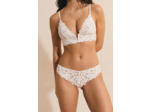 Shorty en dentelle,Shorty en dentelle;${refinementColor}
