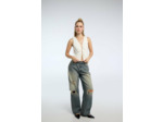 Blouse à encolure décorée