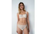 Tanga en dentelle irisé,Tanga en dentelle irisé;${refinementColor}