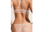 Soutien-gorge triangle en broderie,Soutien-gorge triangle en broderie;${refinementColor}