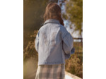 Veste en jean brodée « M » dans le dos
