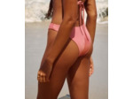 Maillot de bain tanga matière irisée effet mouillé