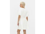 Robe avec détail sur le corsage