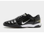 Nike Total 90