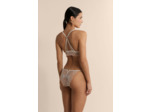 Soutien-gorge triangle en broderie,Soutien-gorge triangle en broderie;${refinementColor}