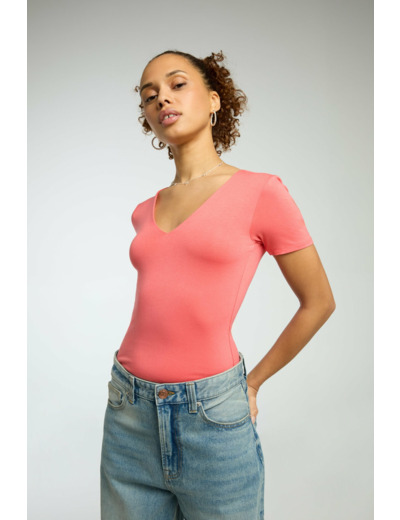 T-Shirt à col en V
