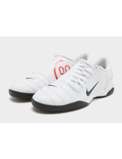 Nike Total 90