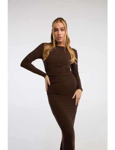 Robe longue ajustée