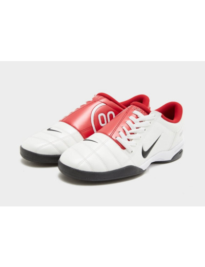 Nike Total 90