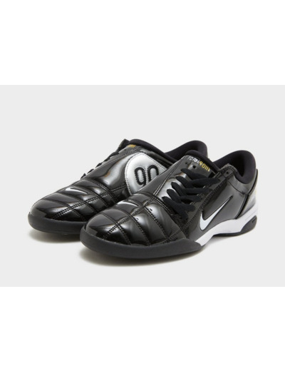 Nike Total 90