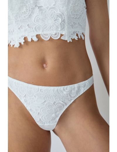 Tanga brodé