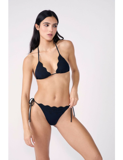 Bikini brésilien à nouer bas de maillot avec broderies