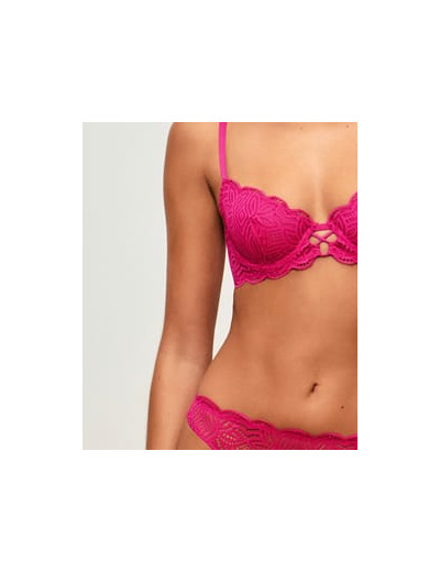 Soutien-gorge corbeille en dentelle