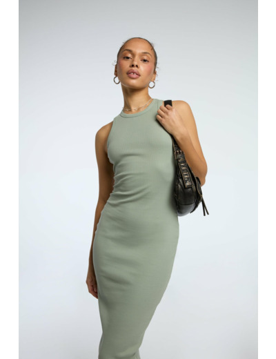 Robe midi côtelée