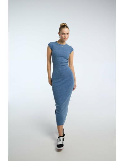 Robe midi côtelée