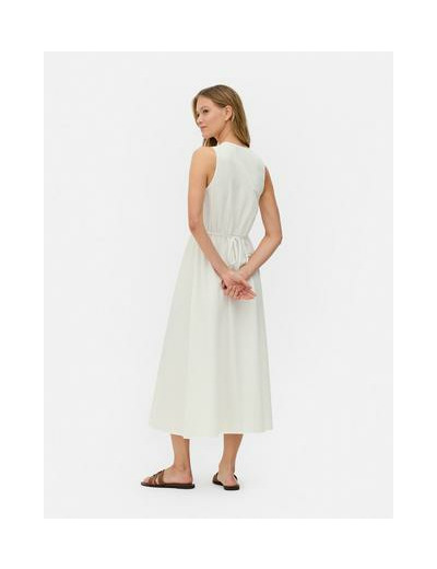 Robe mi-longue en crêpe