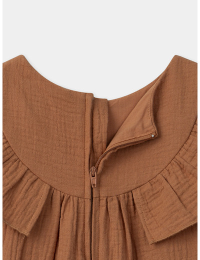 Robe broderies