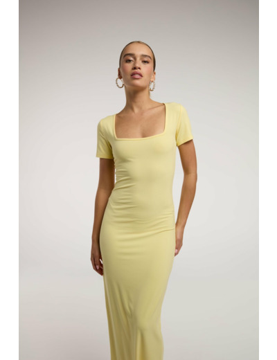 Robe longue côtelée