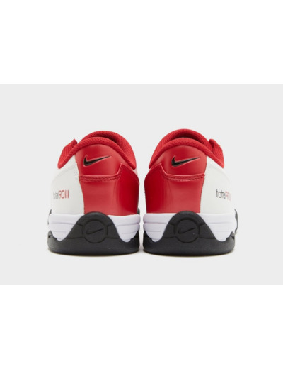Nike Total 90