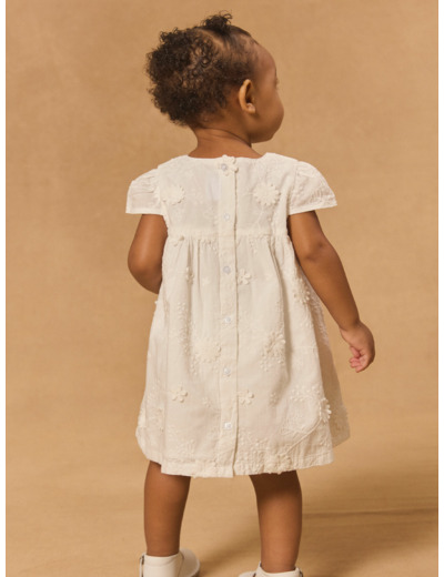 Robe brodée fleuri
