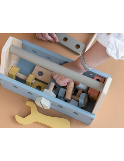 BOÎTE À OUTILS EN BOIS