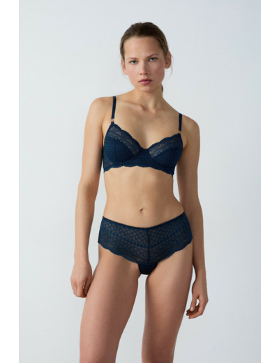 Soutien-gorge corbeille