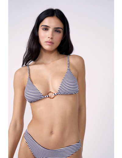 Triangle haut de maillot détail anneau