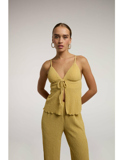 Top avec laçage