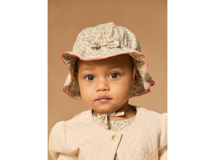 Chapeau imprimé à volants