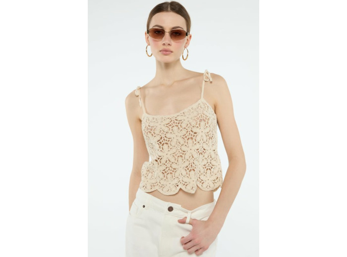 Top crocheté