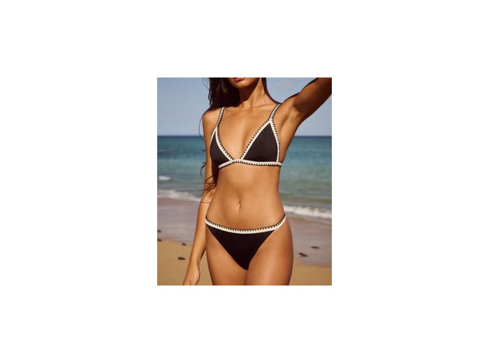 Maillot de bain triangle avec bordures en crochet blanc