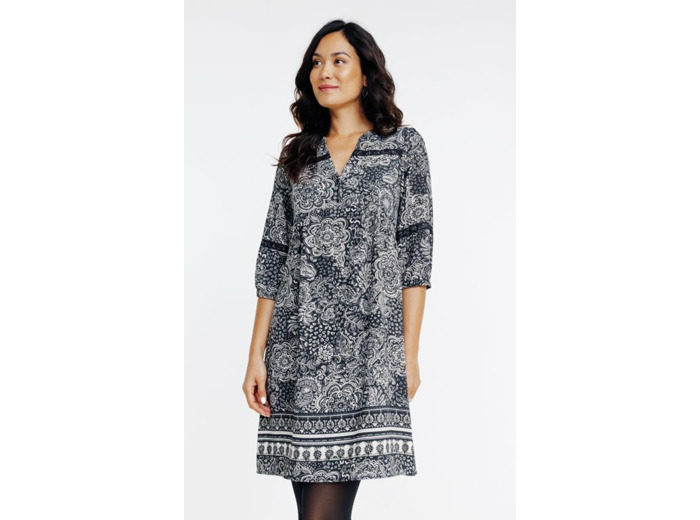 Robe courte manches 3/4