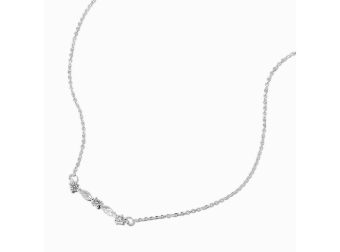 Collier à pendentif barre en zircon cubique couleur argentée