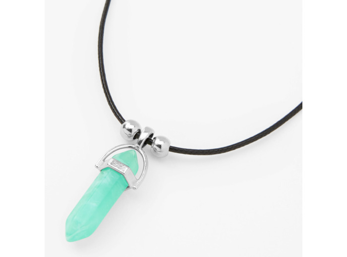 Collier en cordon noir avec pendentif en strass mystique phosphorescent vert