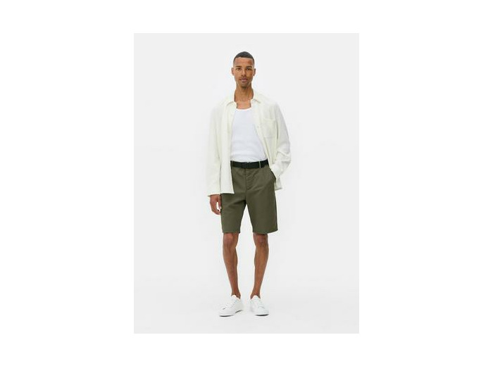 Short chino à braguette boutonnée