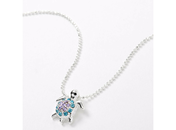 Collier à pendentif tortue décoré bleu et violet couleur argentée